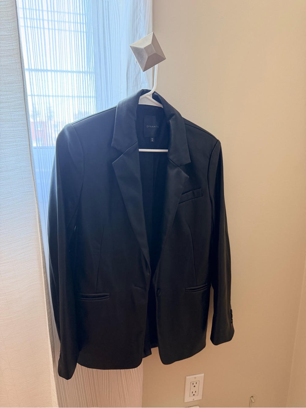 DYNAMITE - Black Women's Blazer